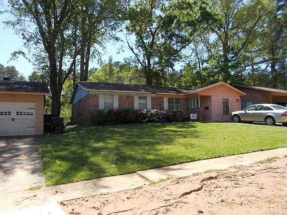 3rd image of 660 Kings Towne Pl