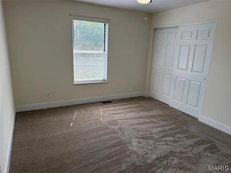 962 Windstream Dr — Photo 17