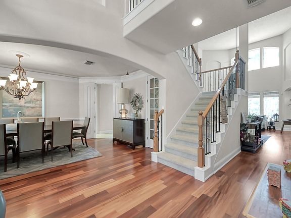 3rd image of 50 Cove View Trail Ct