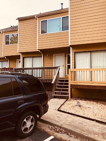1st image of 41 Sandalwood Cir