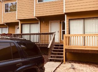 41 Sandalwood Cir, Lawrenceville, GA 30046