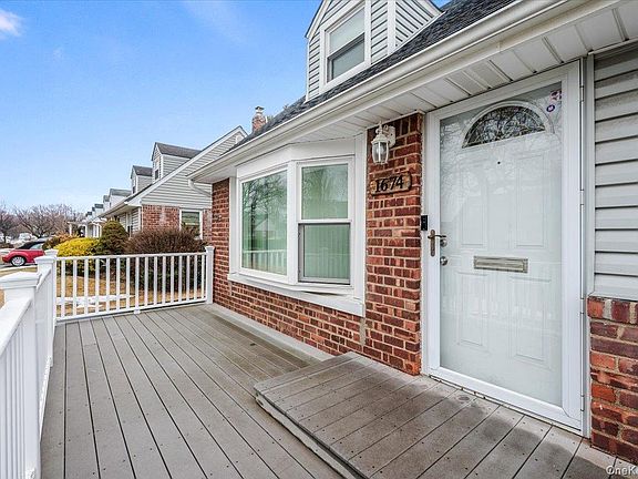 2nd image of 1674 Kroll Road