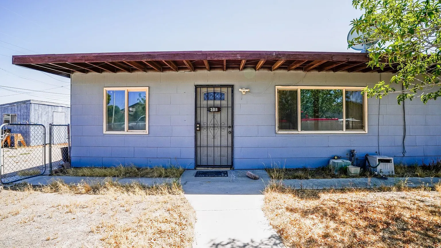 308 Panamint Ave photo 1