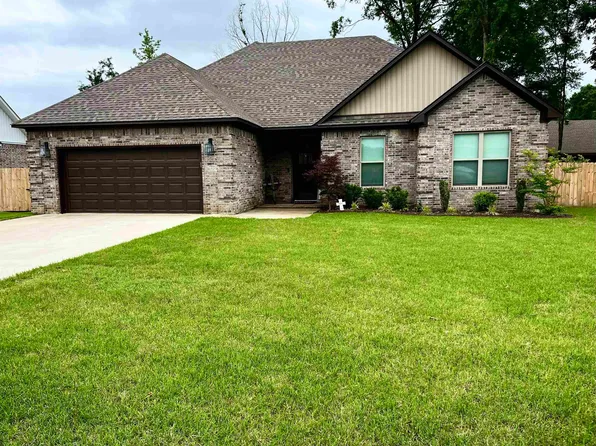 109 Hayden Dr, Beebe, AR 72012