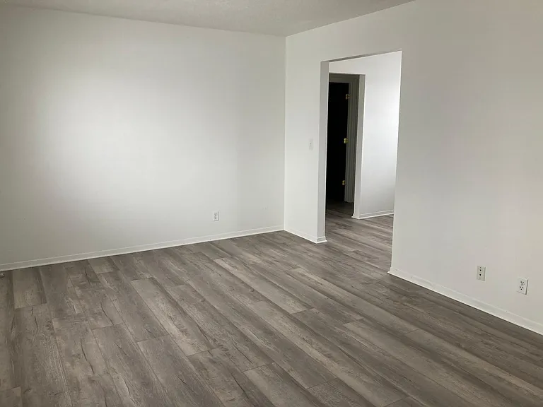 1759 Sewell Dr #4 — Photo 8