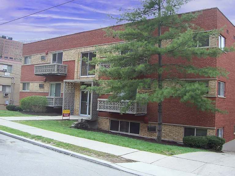 545 Lowell Ave — Photo 7