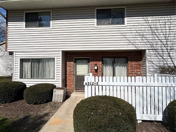 2nd image of 4312-5 Austin Ct