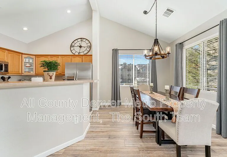 8309 S Independence Cir #208 — Photo 4