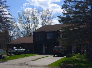 87 Westchester Dr, Clifton Park, NY 12065