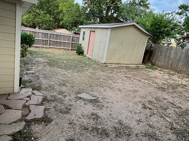 846 Mica Ln — Photo 10