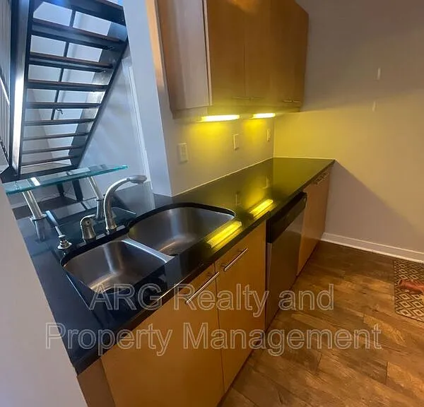 265 18th St NW #2431 — Photo 4