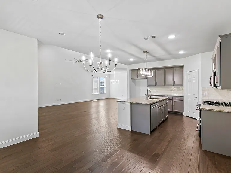 4424 Overbrook Dr — Photo 13