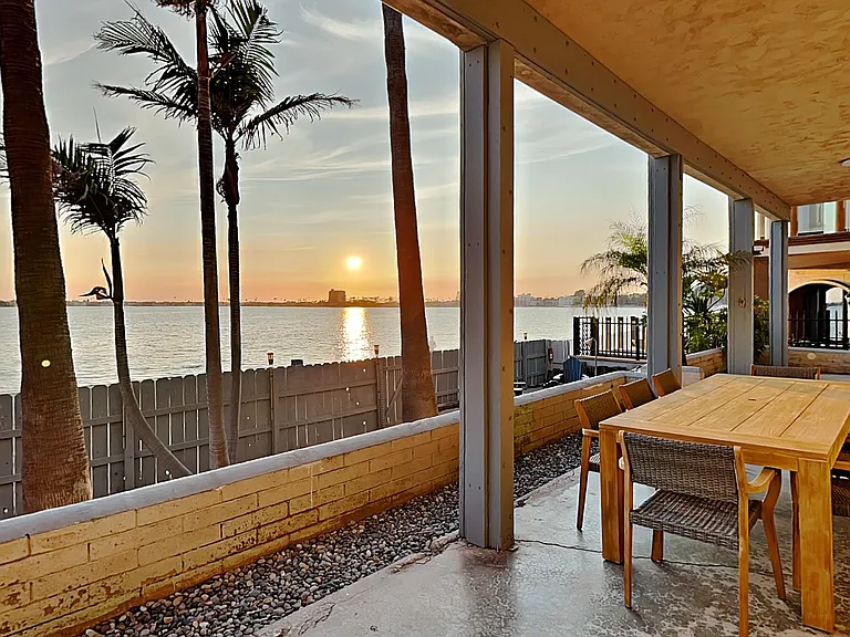 3712 Riviera Dr — Photo 29