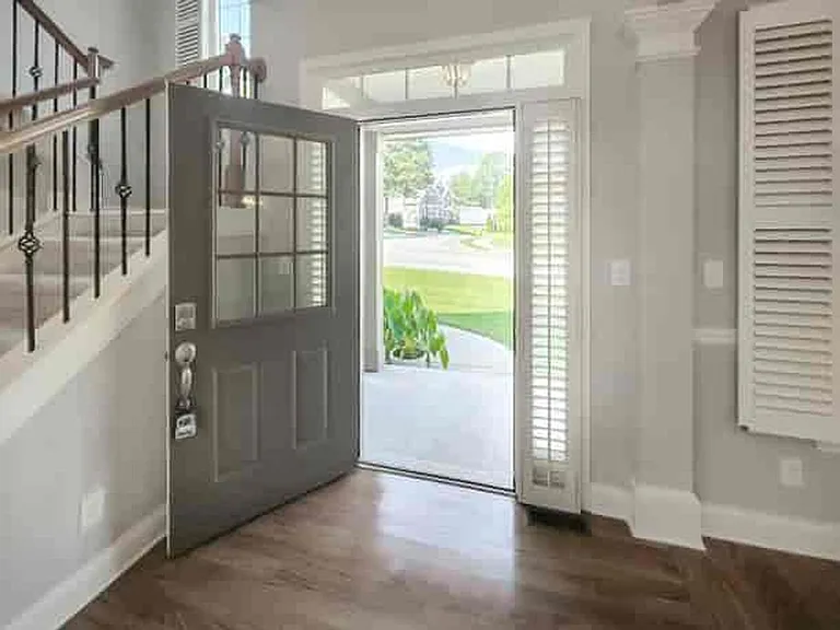 4918 Shallow Creek Trl NE — Photo 5