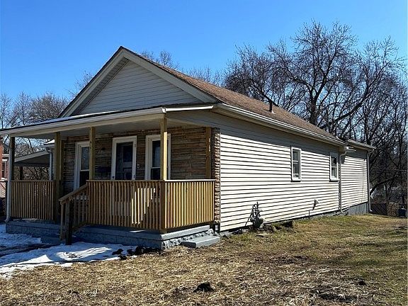 2nd image of 541 E Main St