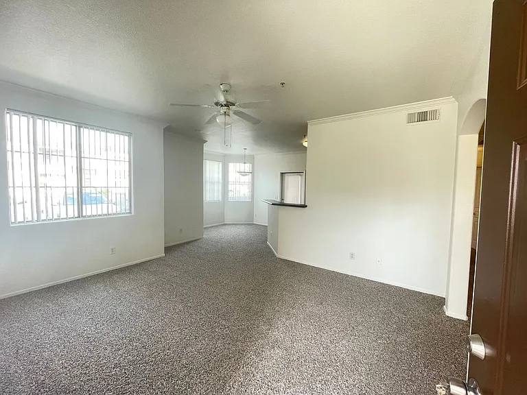 1941 S Pierpont Dr #1008 — Photo 2