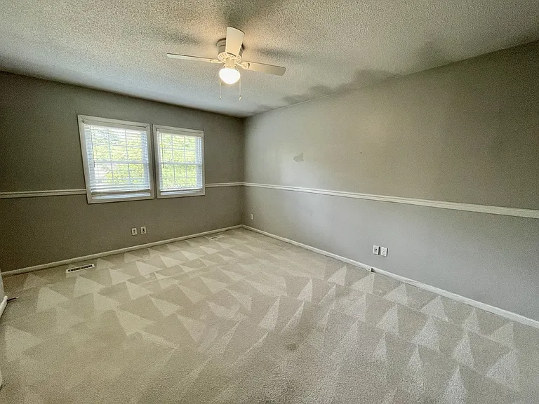5651 Dodge Dr — Photo 22