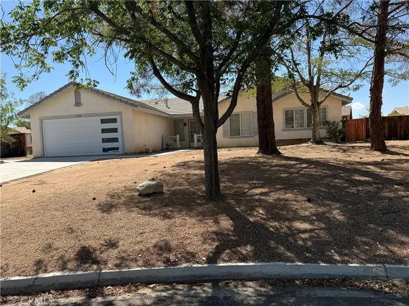 22594 Cuyama Ct, Apple Valley, CA 92307