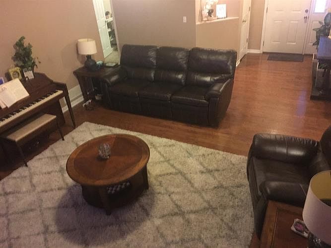 2nd image of 1702 Woodmoor Ct