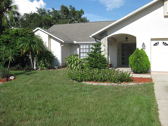 2nd image of 3030 Pineview Dr
