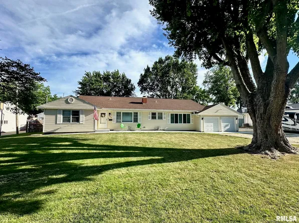 303 Lake St, Jacksonville, IL 62650