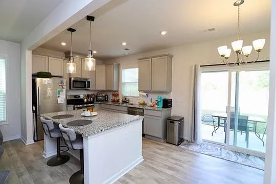 1049 Crescent Moon Loop — Photo 16
