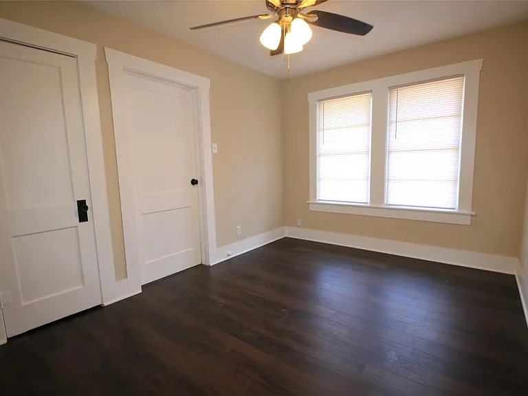2616 Oakcliff St — Photo 10