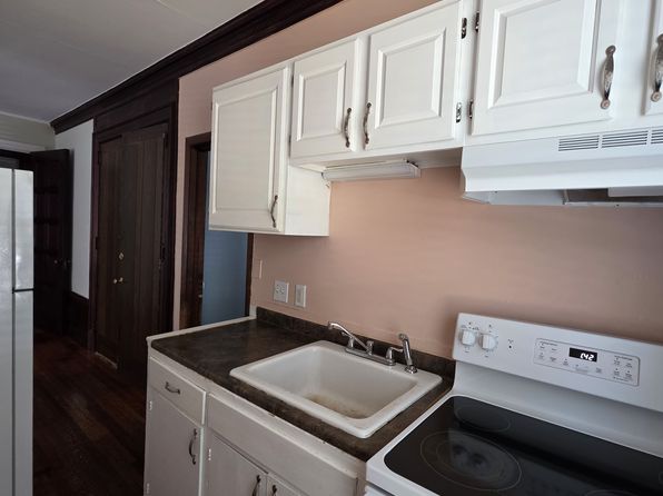 512 Whitney Ave #1A