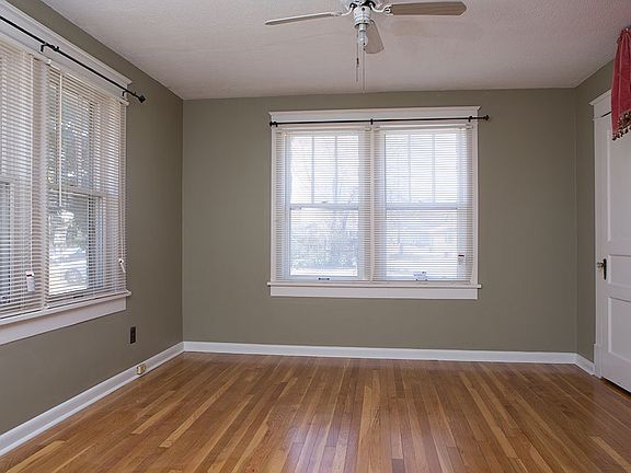 5th image of 114 Rose St