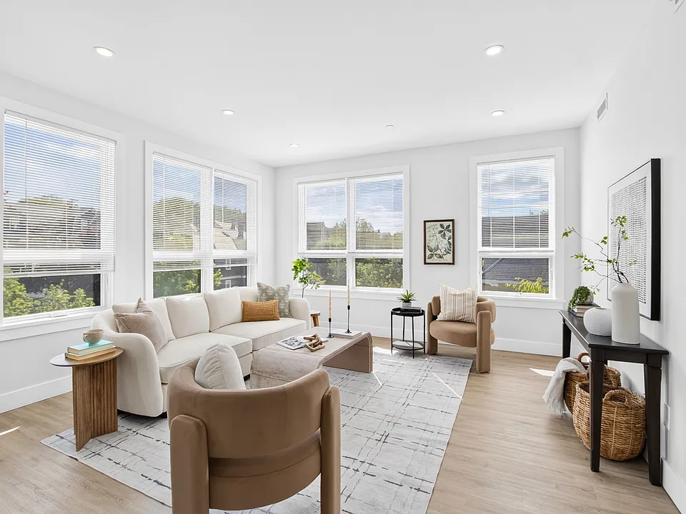 1246 Broadway #3