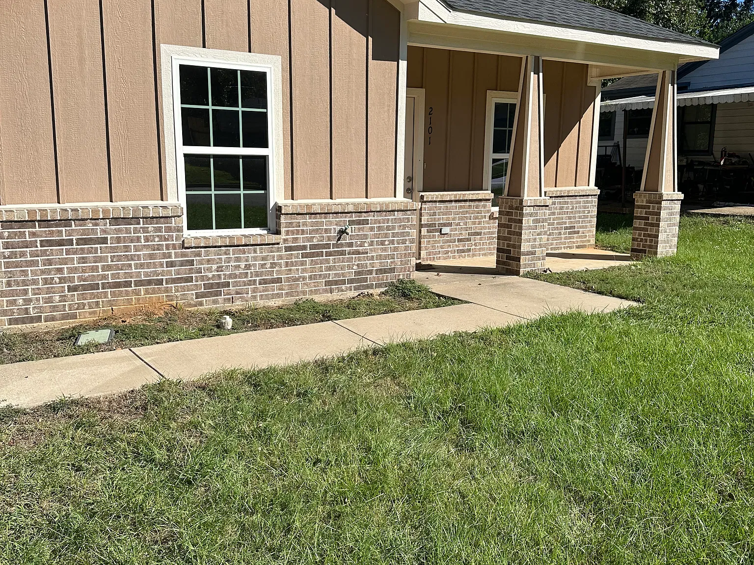3 bed, 1171 sqft, $1,595 — Photo 2