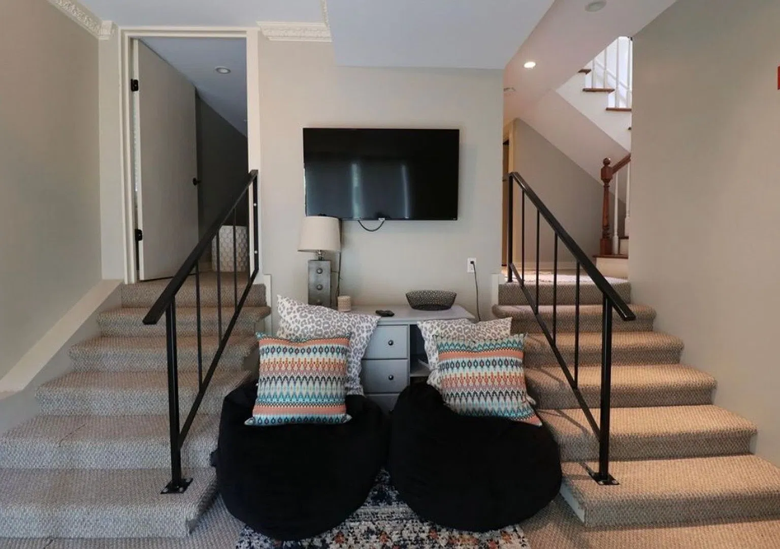 Cozy Vermont Winter Retreat! — Photo 3