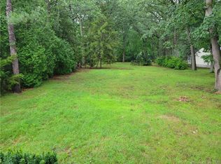 169 Pool Rd, North Haven, CT 06473