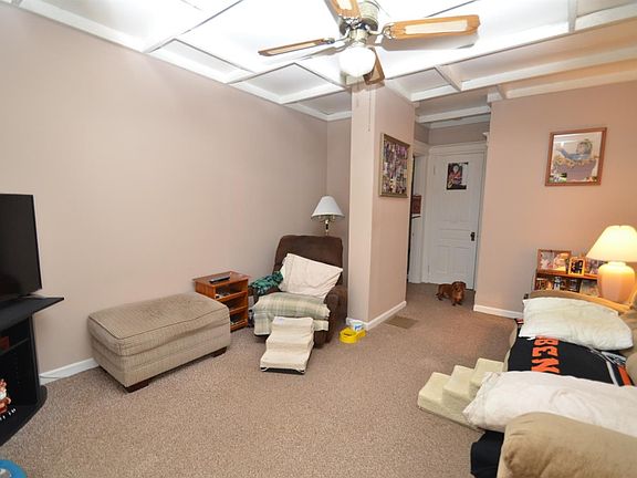 5th image of 4207 Grove Ave