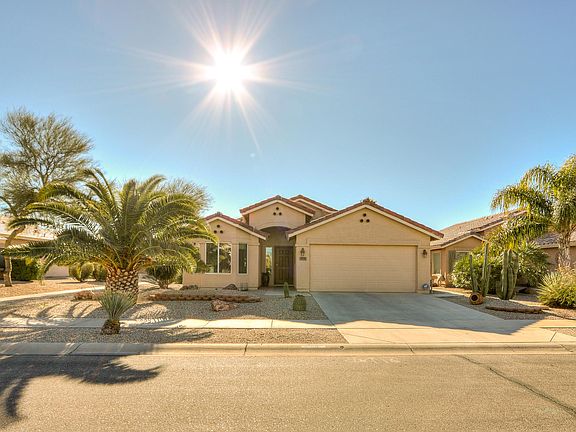3rd image of 2419 E Antigua Dr