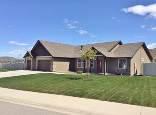 1120 Royalty Ave, Emmett, ID 83617