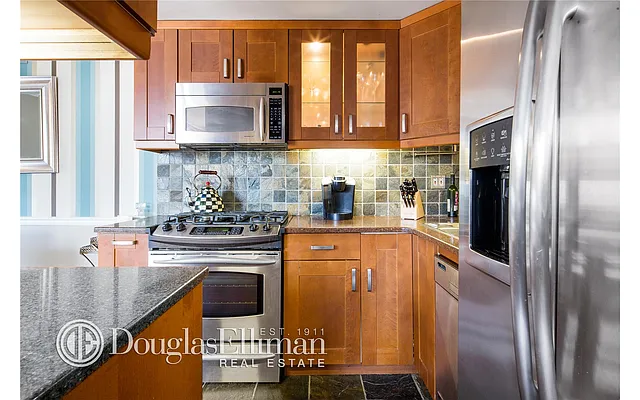 Sold by Douglas Elliman | media 4