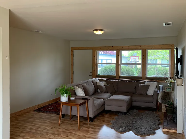 1790 Stromberg Ave — Photo 6