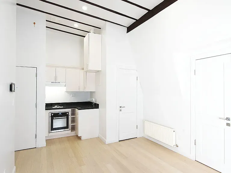 78 Herkimer St #403 — Photo 4