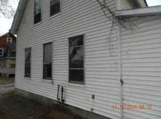 90 Latham Works Ln, White River Junction, VT 05001
