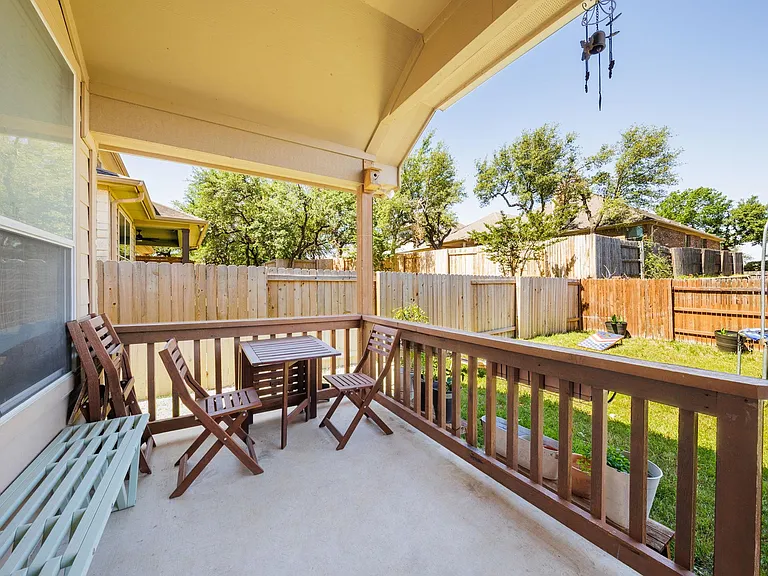 231 Saint Richie Ln — Photo 27
