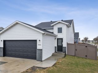 4501 17th St S, Moorhead, MN 56560