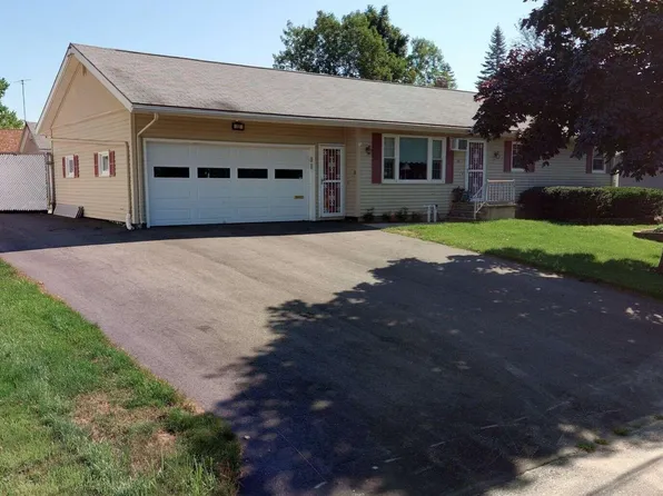 12 Fortin Way, Lewiston, ME 04240