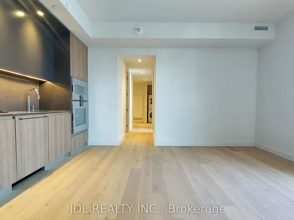 81 Wellesley St E, Toronto, ON