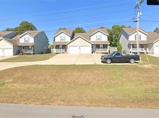 104 Tarawa Ter, Waynesville, MO 65583