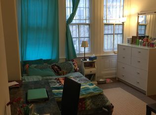 4214 Spruce St #2R, Philadelphia, PA 19104