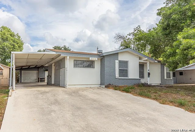 3 bed, 2.0 bath, 1288 sqft, $1,500 — Photo 1