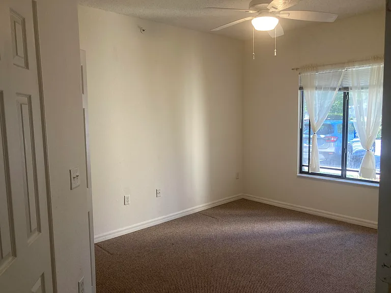 3018 Alcazar Pl #103 — Photo 33