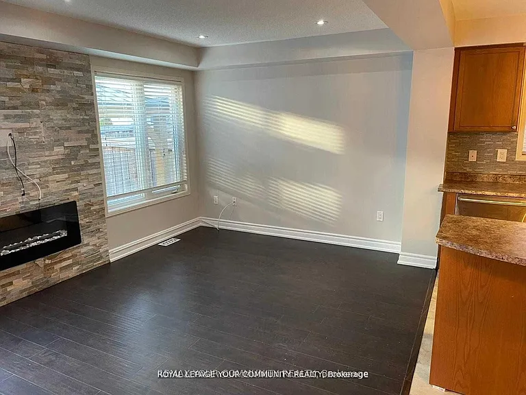 122 Russel Dr — Photo 8