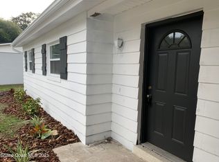 27 Brandy Ln, Merritt Island, FL 32952